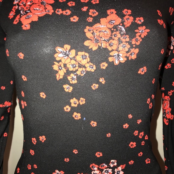 NWT- Free People Twist-Sleeve Top - Picture 4 of 5